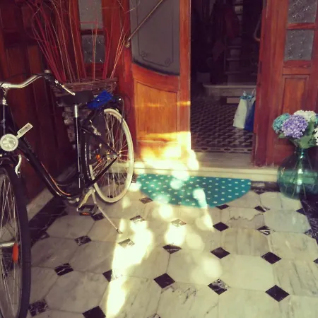 Casa Guillan بيت للعطل