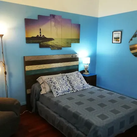 Casa Guillan بيت للعطل إيسلا دي أروسا