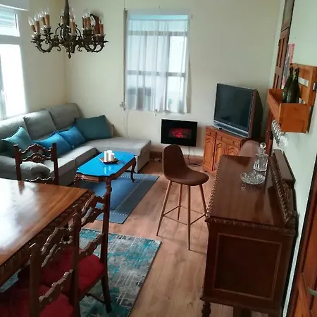 Casa Guillan بيت للعطل