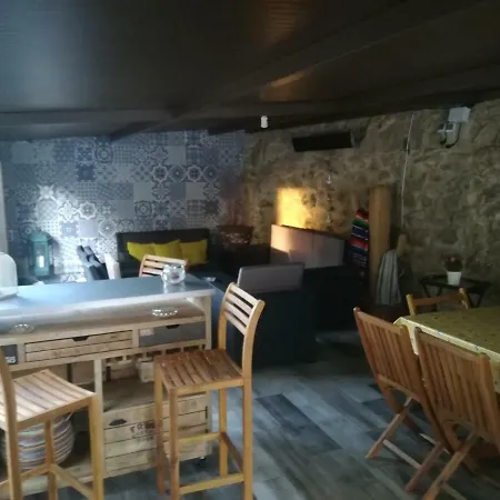 Casa Guillan بيت للعطل إيسلا دي أروسا